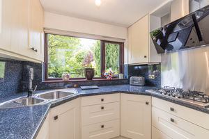 Kitchen- click for photo gallery